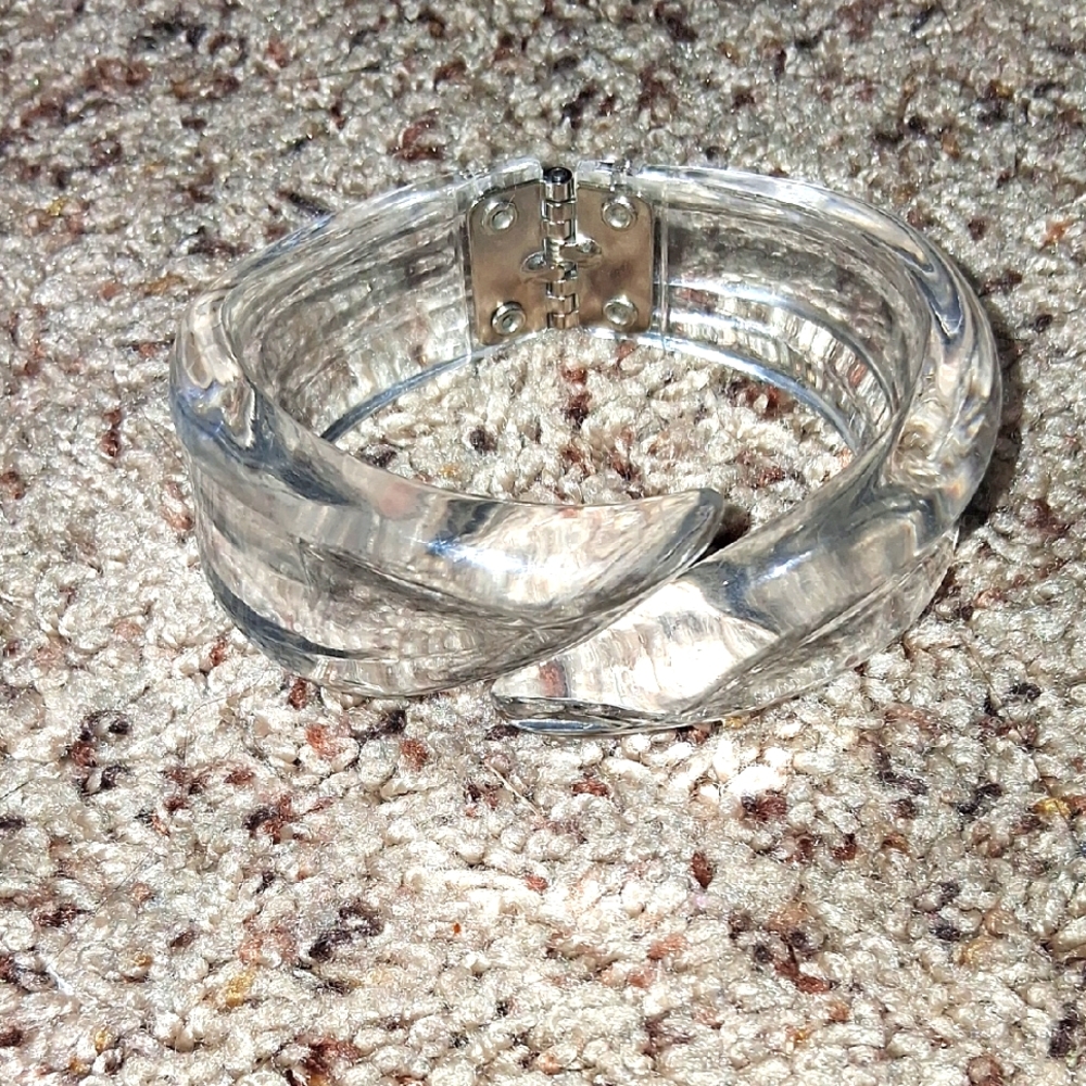 Clear Lucite Bangle Bracelet